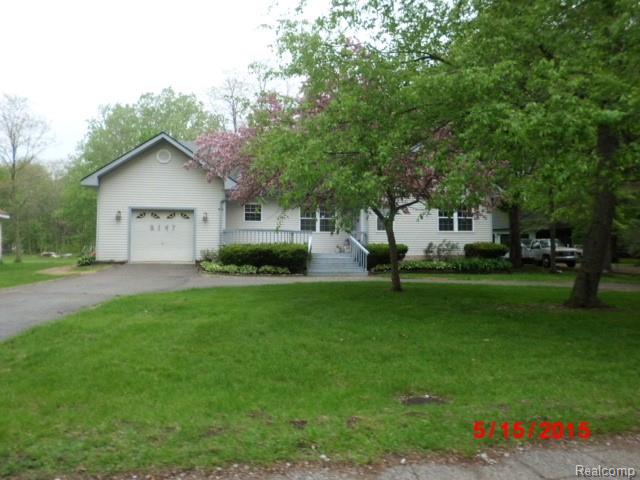 2147 Washington St, Algonac, MI 48001 photo 1