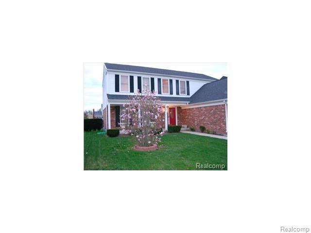 7682 E Claymore Ct, Canton, MI 48187 photo 1