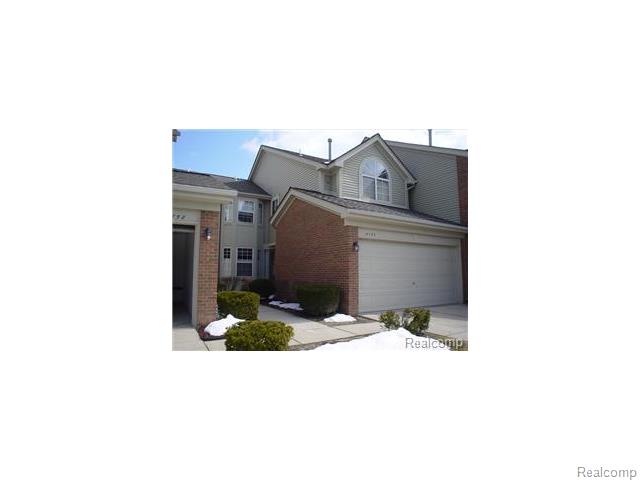 18754 Hilltop Cir, Riverview, MI 48193 photo 1