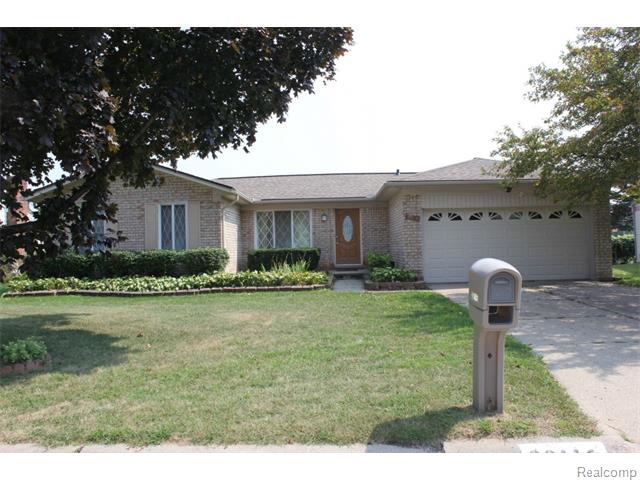 29116 E Nottingham Cir, Warren, MI 48092 photo 1