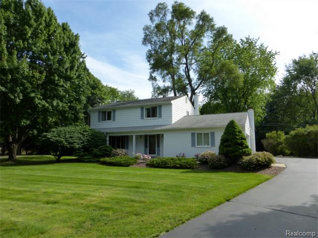 6953 Clock Gate Cir, Troy, MI 48098 photo 1