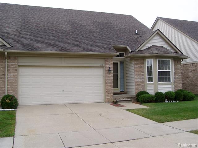 3719 Elvera Ln, Warren, MI 48092 photo 1