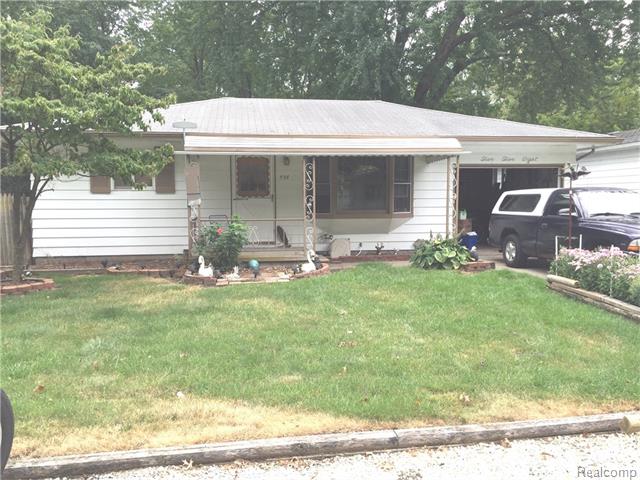 558 State St, Algonac, MI 48001 photo 1