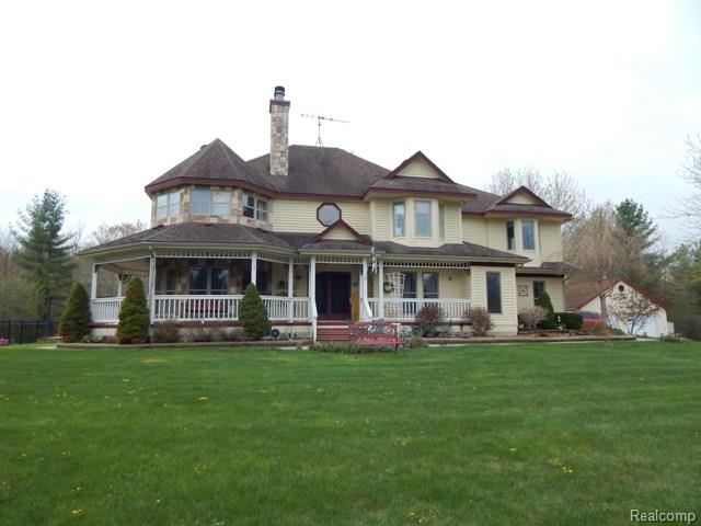 7377 Big Hand Rd, Saint Clair, MI 48079 photo 1