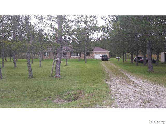 7076 Hewitt Rd, Jeddo, MI 48032 photo 1