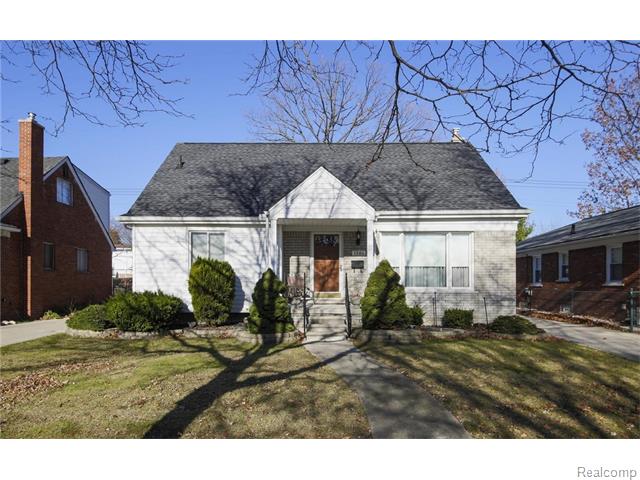 1504 Aline Dr, Grosse Pointe, MI 48236 photo 1