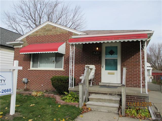 15211 Stephens Dr, Eastpointe, MI 48021 photo 1