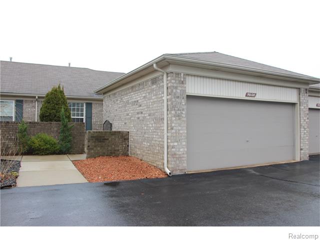 50128 Wheaton Ct, Macomb, MI 48044 photo 1