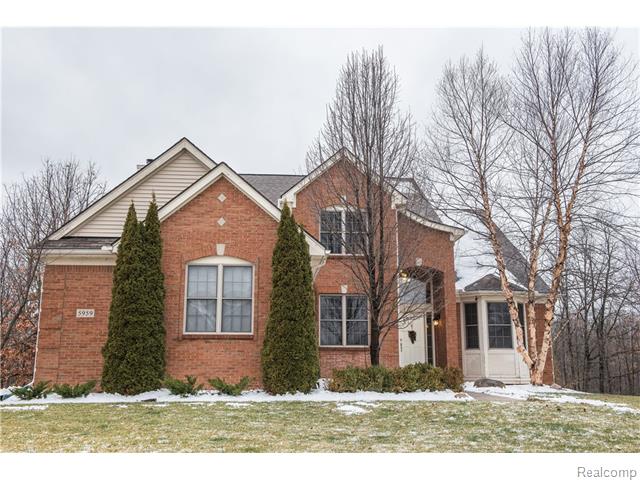 5959 Scott Cir, Clarkston, MI 48348 photo 1