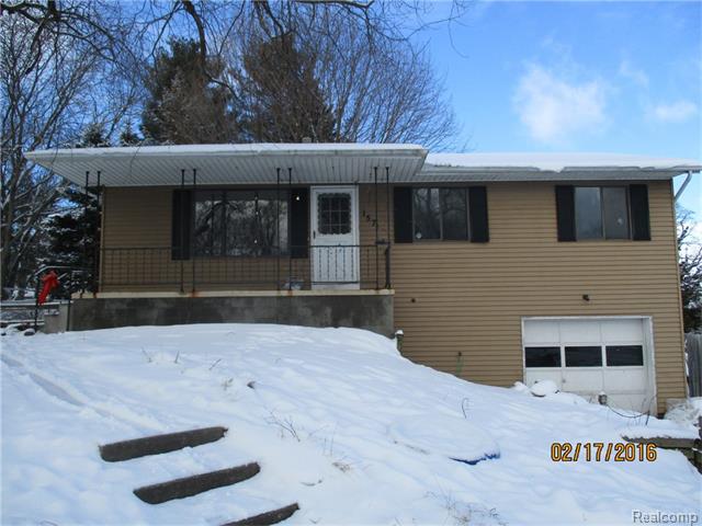 1571 Second Ave, Howell, MI 48843 photo 1