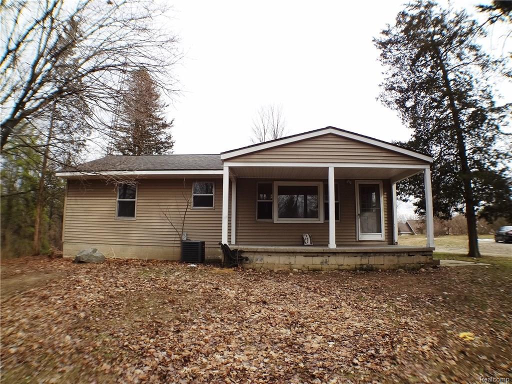6661 Chilson Rd, Howell, MI 48843 photo 1