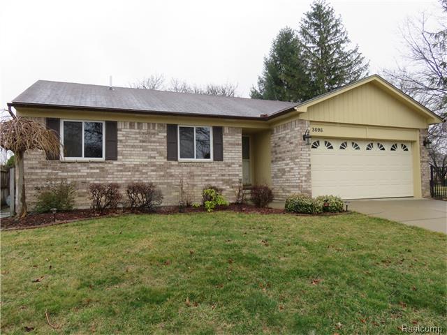 3098 Heritage, Troy, MI 48083 photo 1
