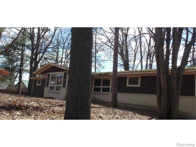 9625 Circle, Interlochen, MI 49643 photo 1