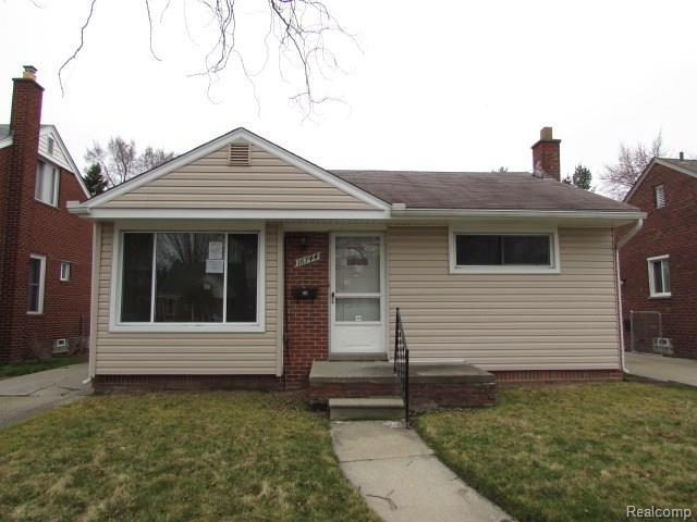 16744 Veronica Ave, Eastpointe, MI 48021 photo 1