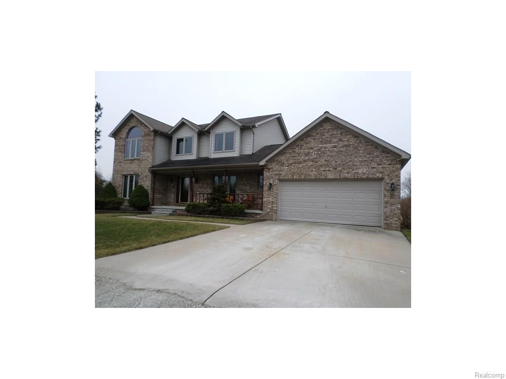 4853 Yankee Rd, Saint Clair, MI 48079 photo 1