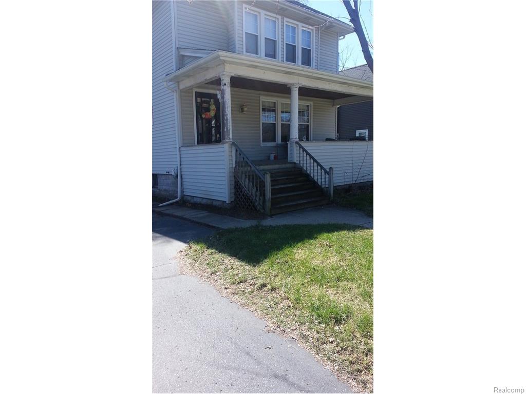 335 E Brooks St, Howell, MI 48843 photo 1