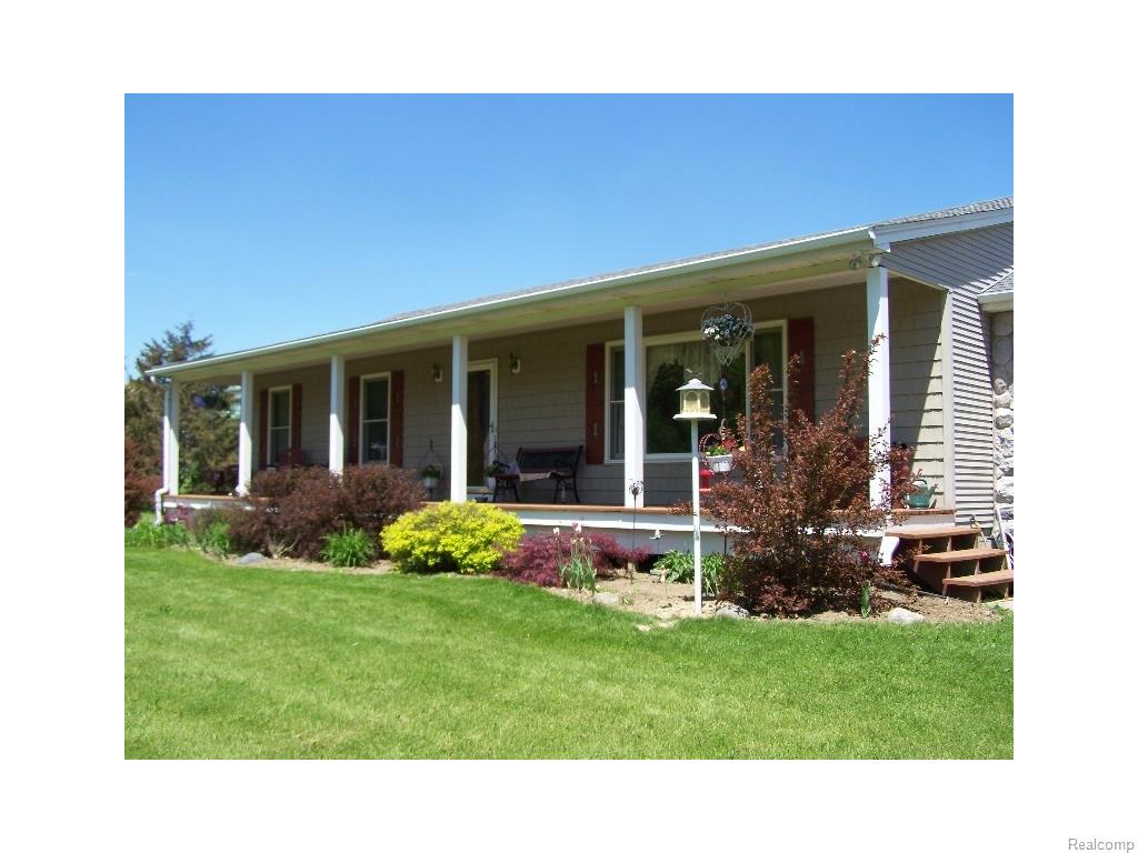 5137 E Allen Rd, Howell, MI 48855 photo 1