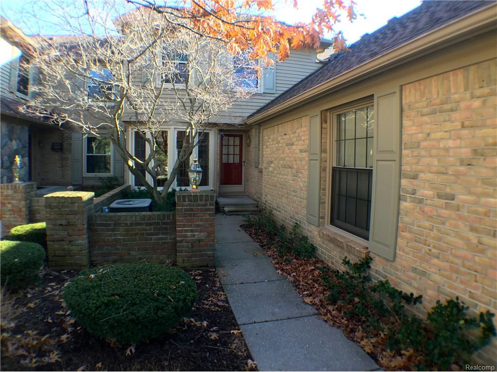 4736 Pine Eagles, Brighton, MI 48116 photo 1