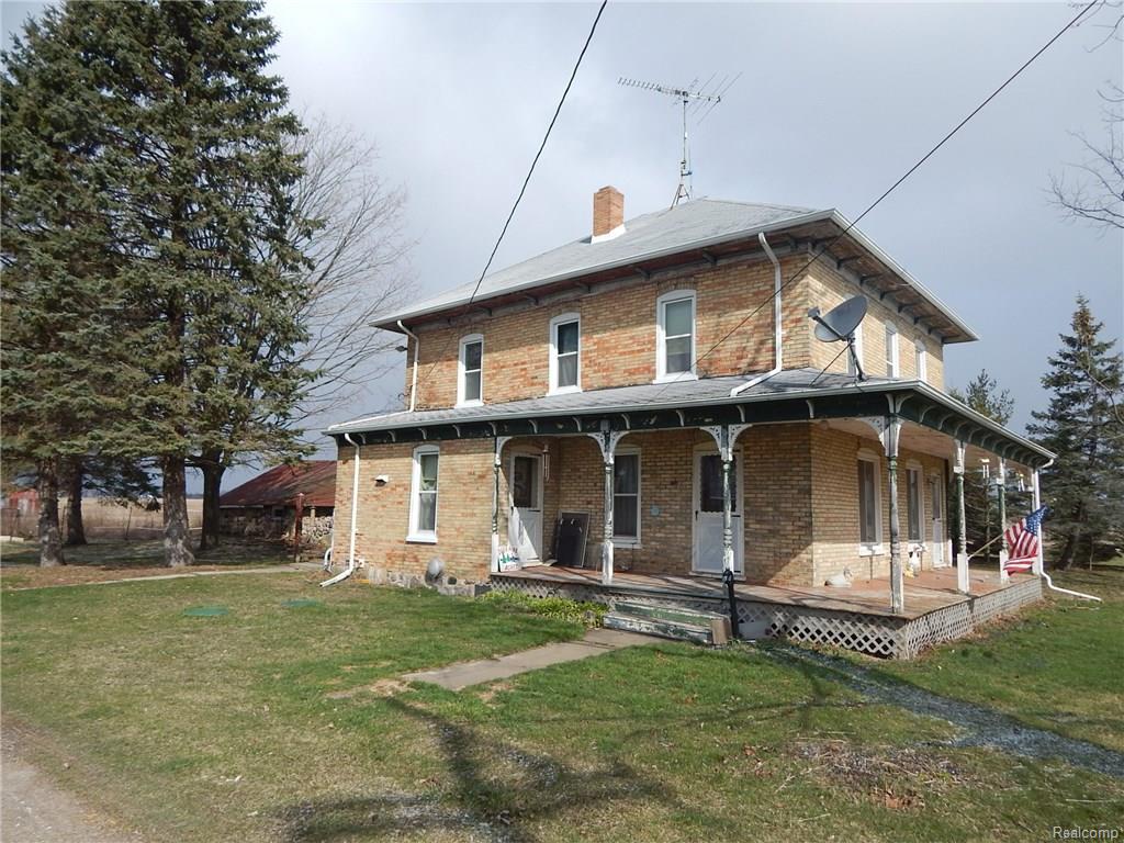 6945 Babcock Rd, Grant Twp, MI 48032 photo 1