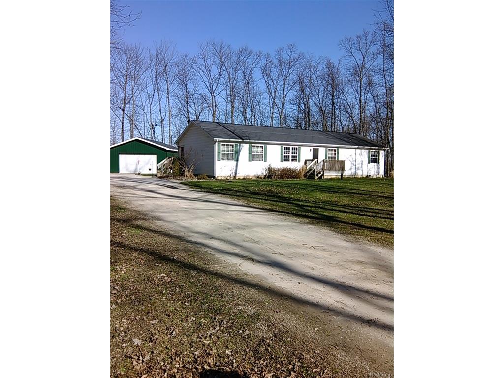 5710 Hunt Rd, Adrian, MI 49221 photo 1