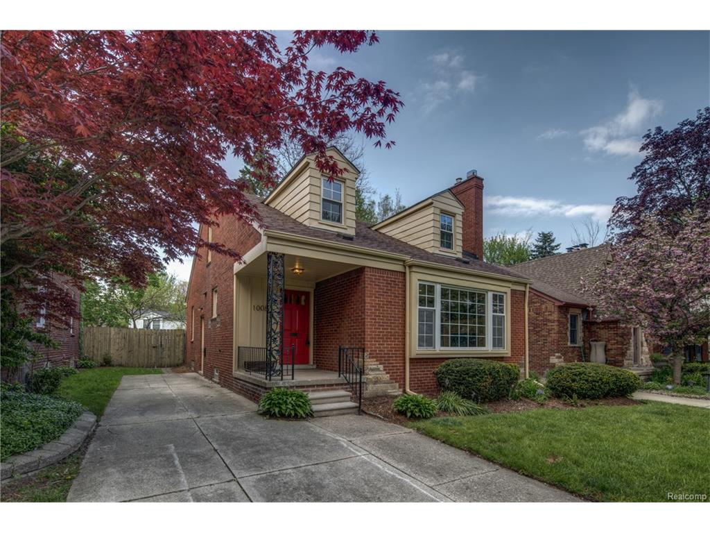 10080 Hart Ave, Huntington Woods, MI 48070 MLS 216045736