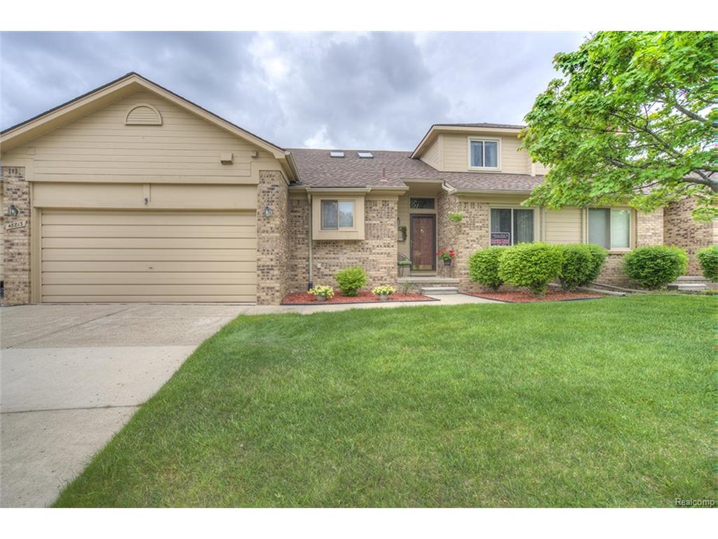 48813 Windmill Cir E, Macomb, MI 48044 photo 1
