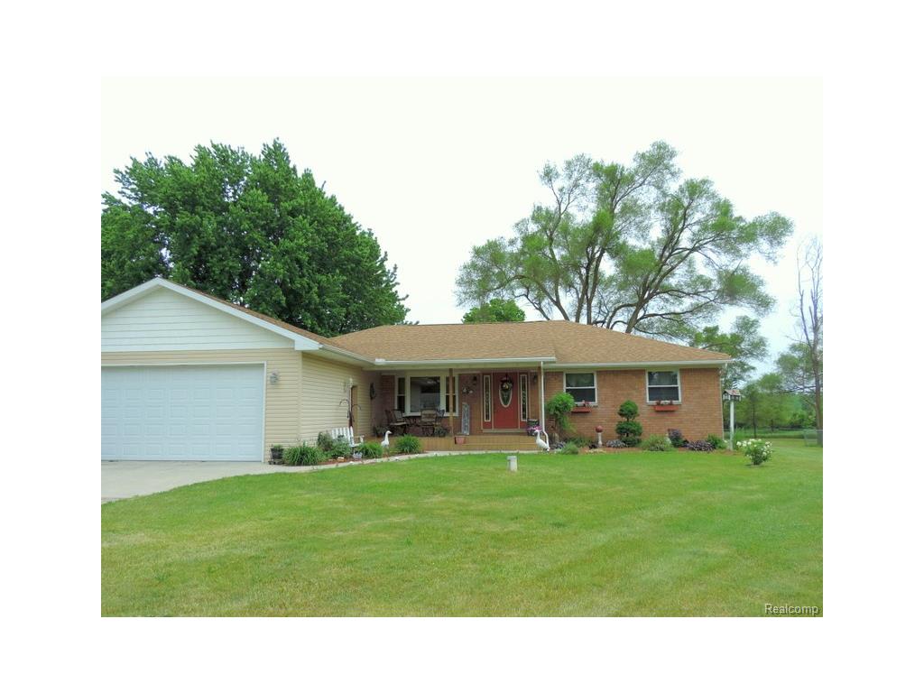 9193 Nashua Trl, Flushing, MI 48433 photo 1