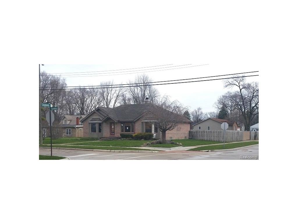 24024 Eureka Ave, Warren, MI 48091 photo 1
