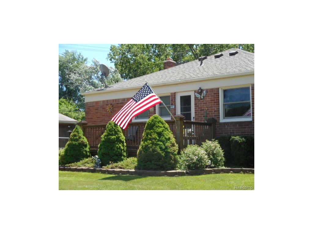 3715 Hayes St, Wayne, MI 48184 photo 1