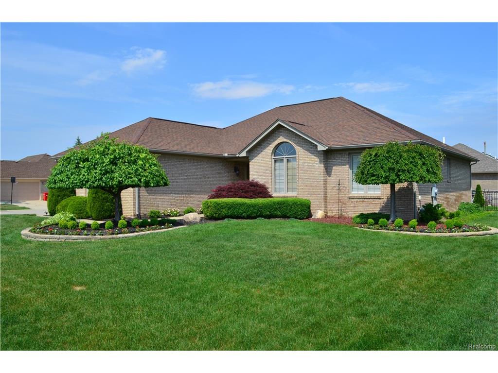 48594 Valley Frg, Macomb, MI 48044 photo 1