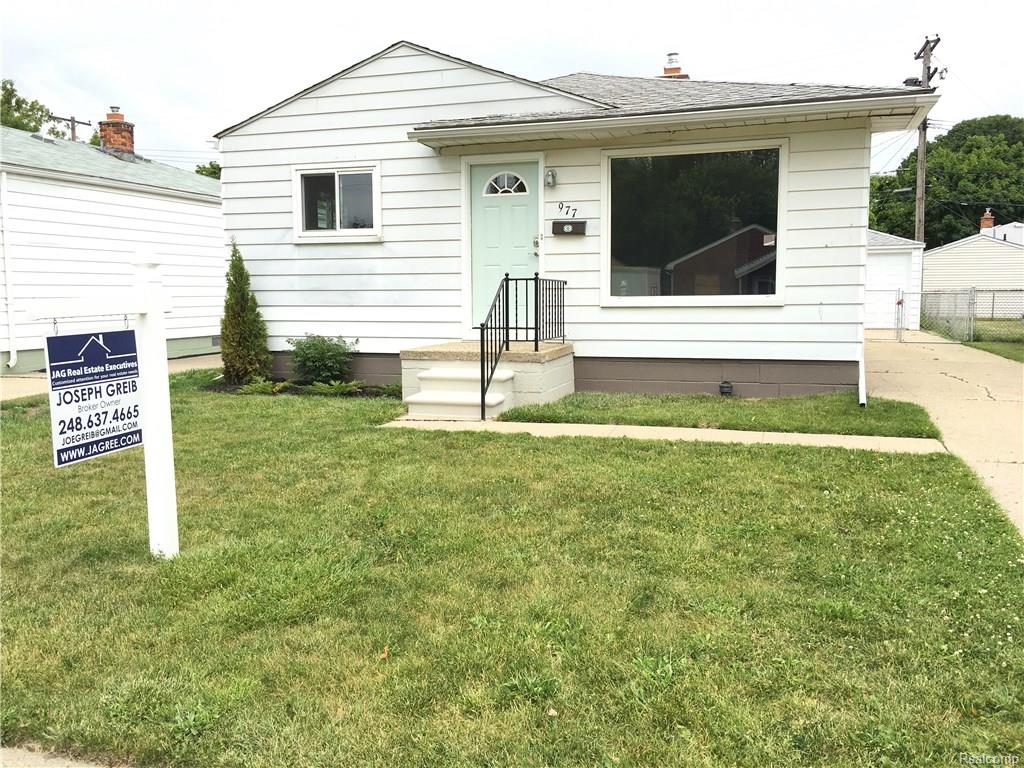 977 E Annabelle Ave, Hazel Park, MI 48030 photo 1