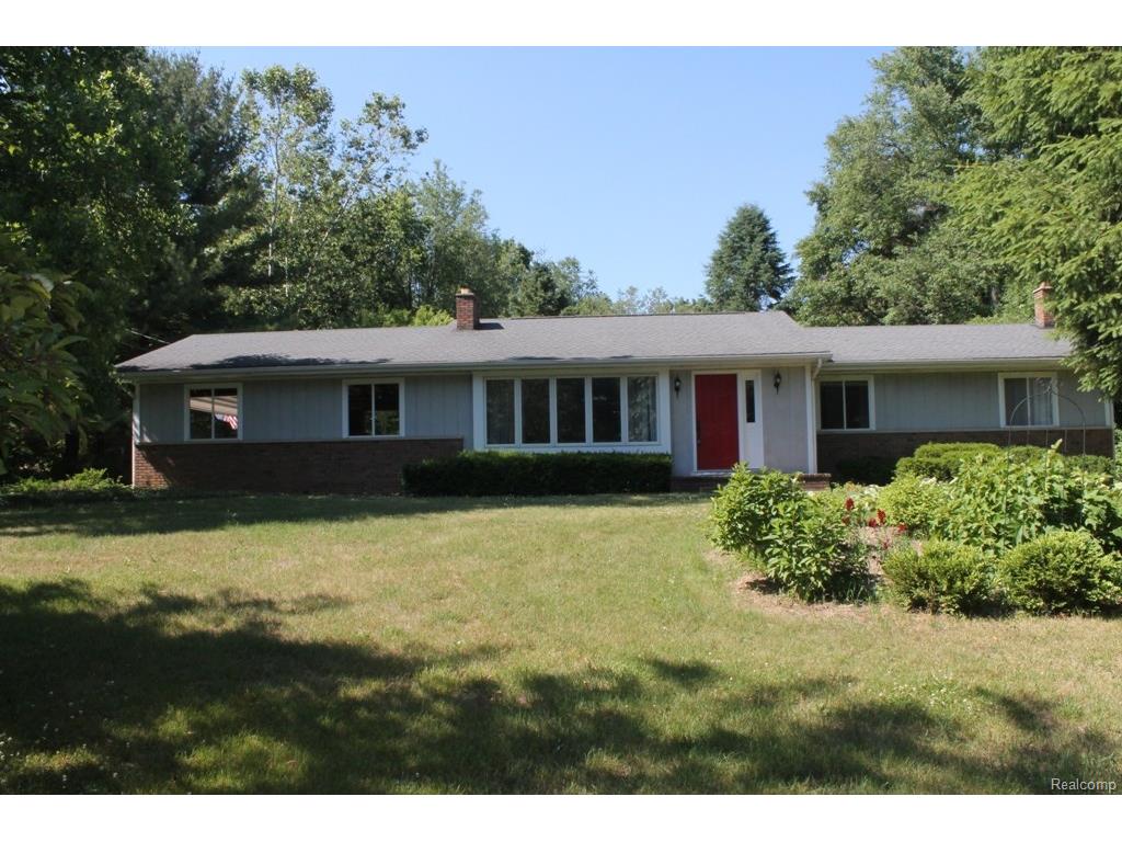 9123 Bergin, Hartland Twp, MI 48843 photo 1