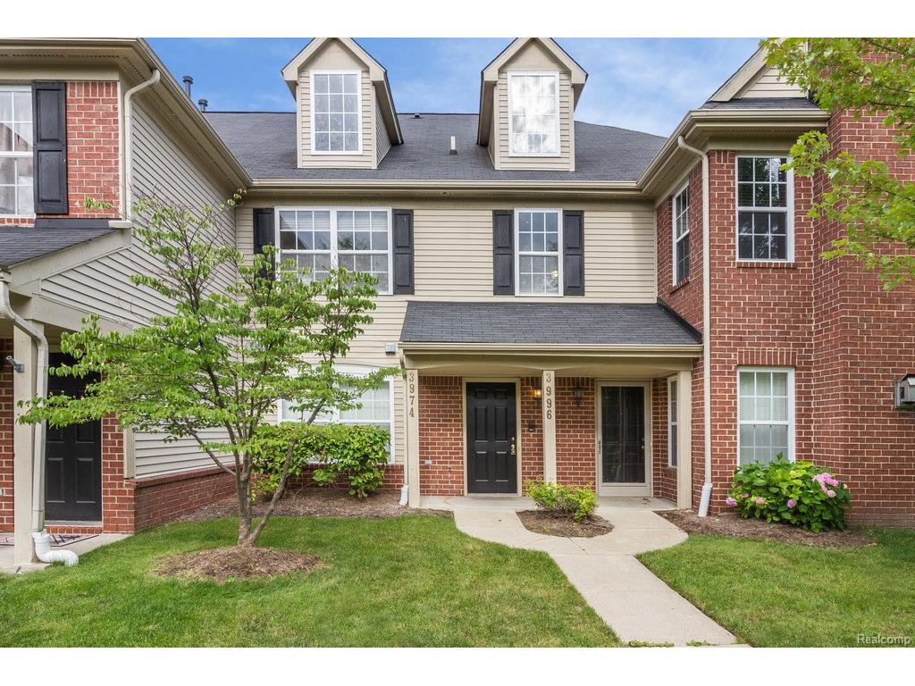 3974 Berkeley Ave, Canton, MI 48188 photo 1