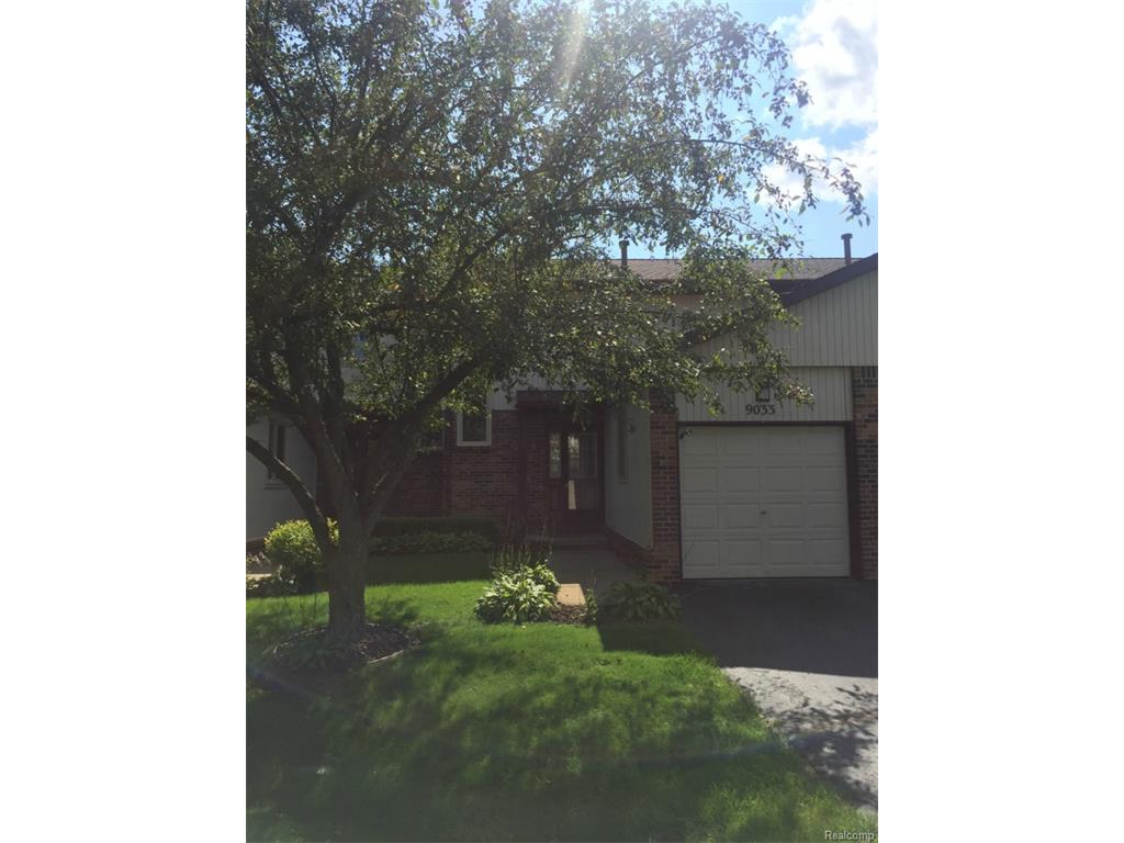9033 E Bluewater, Springfield Twp, MI 48348 photo 1