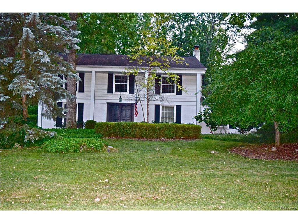 3271 Myddleton, Troy, MI 48084 photo 1