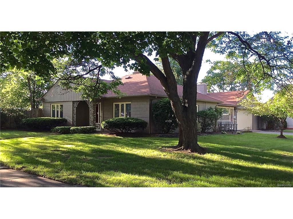 35408 Harroun St, Wayne, MI 48184 photo 1
