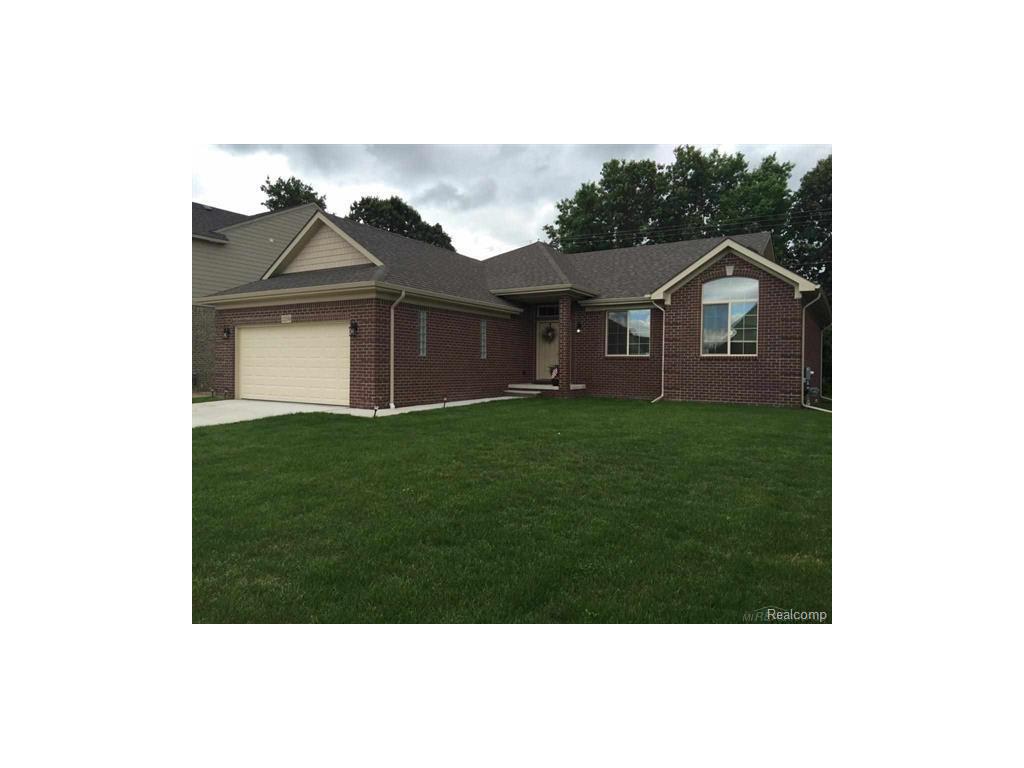 22350 Brantingham Rd, Macomb, MI 48044 photo 1
