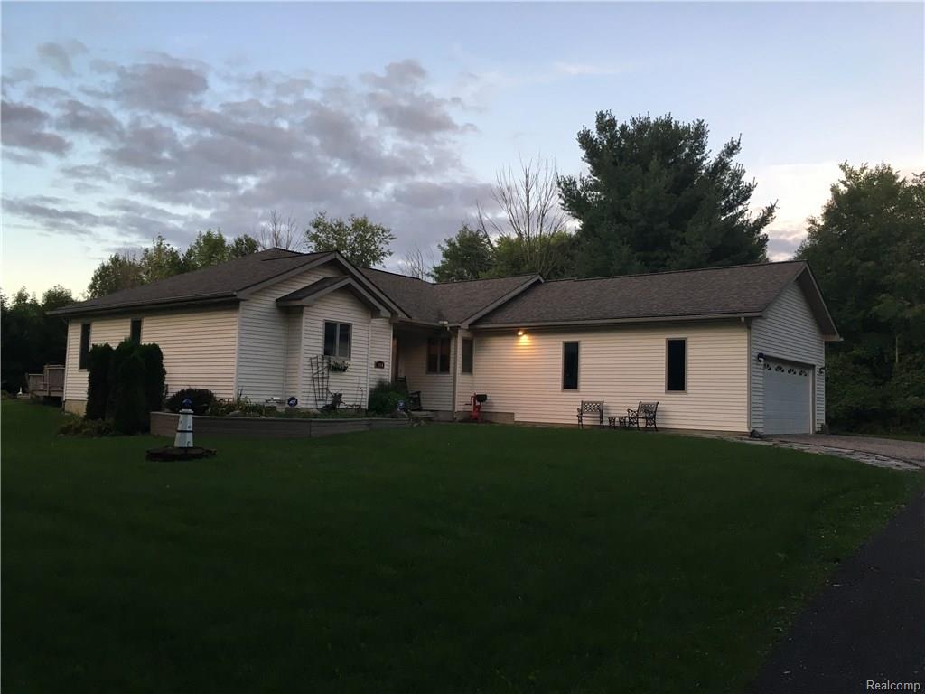 3880 Mason Rd, Howell, MI 48843 photo 1
