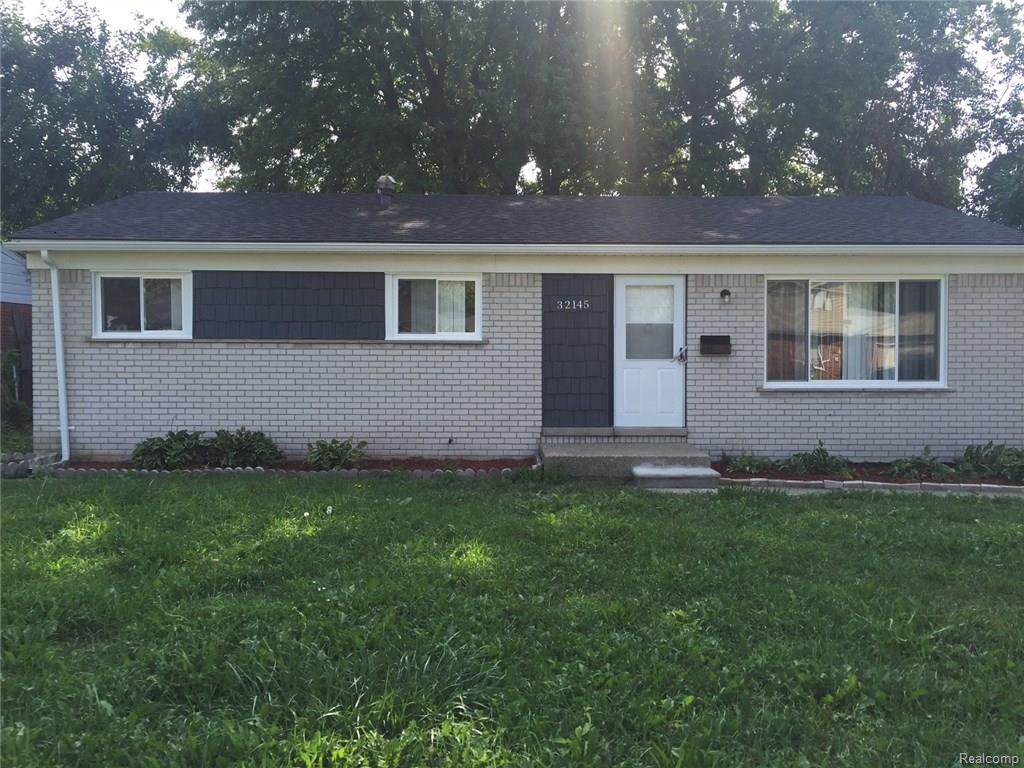 32145 Bruce St, Romulus, MI 48174 photo 1