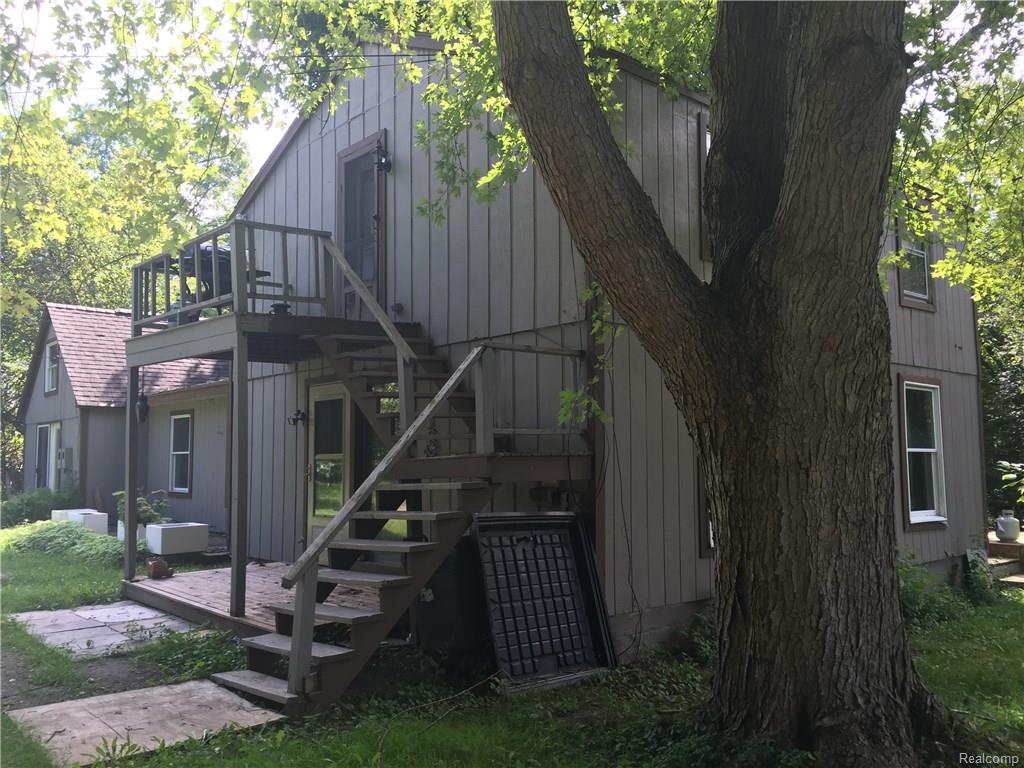 230 E Barton Ln, Ann Arbor, MI 48105 photo 1