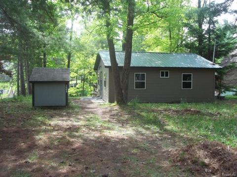 1664 Shore, Alger, MI 48610 photo 1