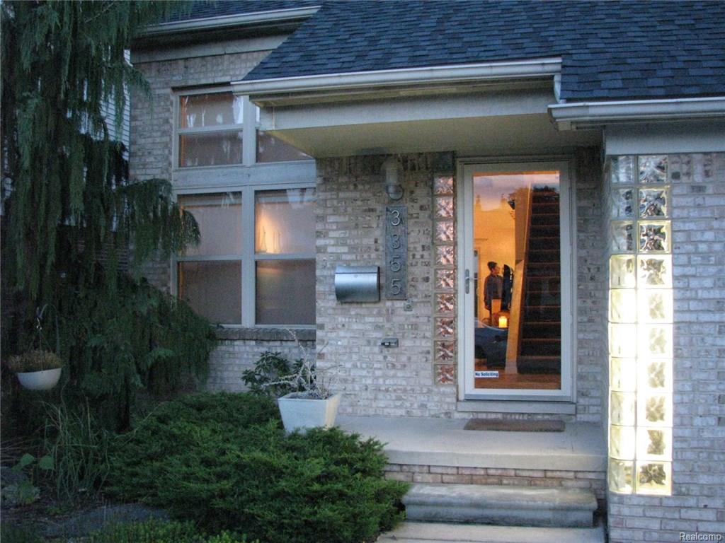 3355 Willow St, Dearborn, MI 48124 photo 1
