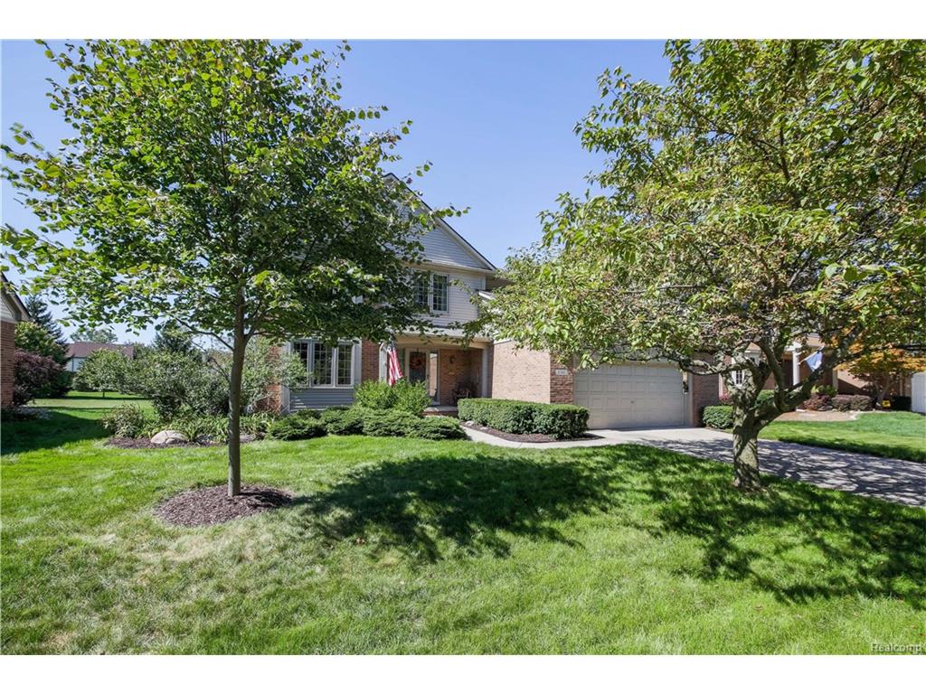 1740 Crestview, Canton, MI 48188 photo 1