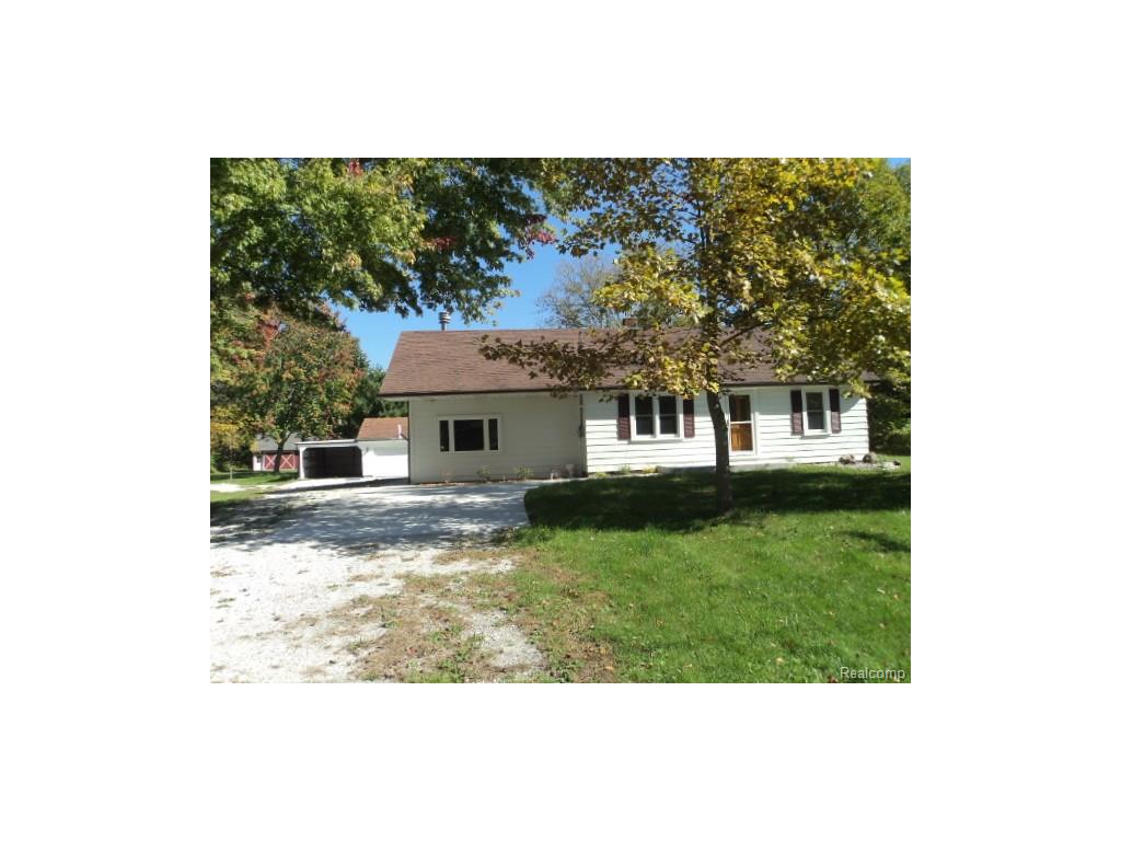 307 S Allen Rd, Saint Clair, MI 48079 photo 1