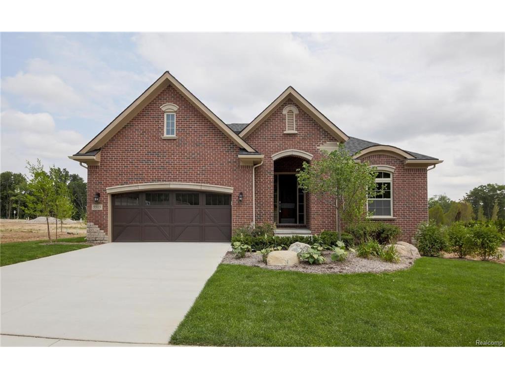 3054 Secret Way, Commerce Twp, MI 48390 photo 1