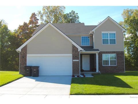 33379 Sienna Dr, Romulus, MI 48174 photo 1