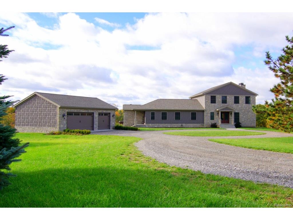 4646 Brophy Rd, Howell, MI 48855 photo 1