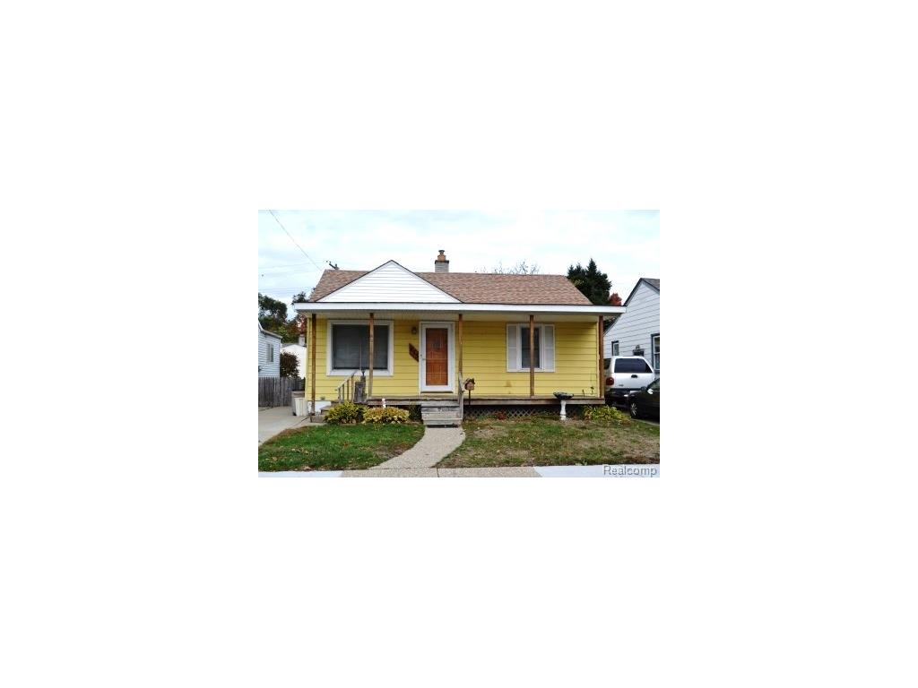975 E Mapledale Ave, Hazel Park, MI 48030 photo 1