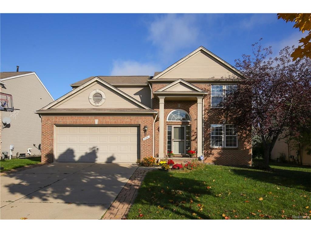 244 Forthton Dr, Troy, MI 48084 photo 1