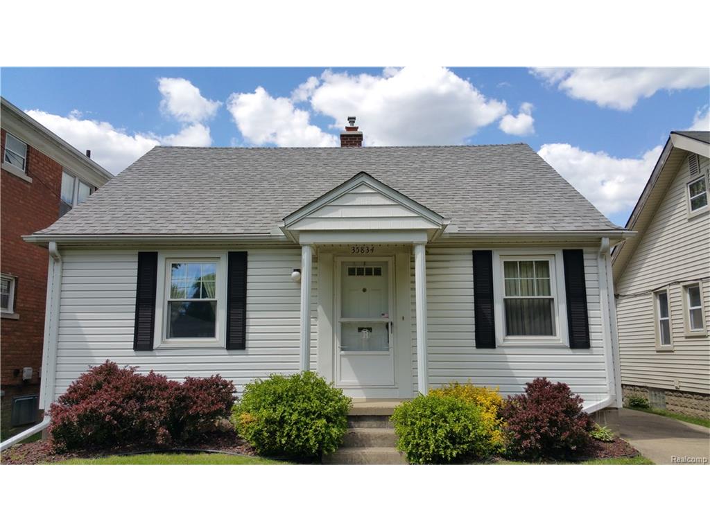 35834 John R St, Wayne, MI 48184 photo 1